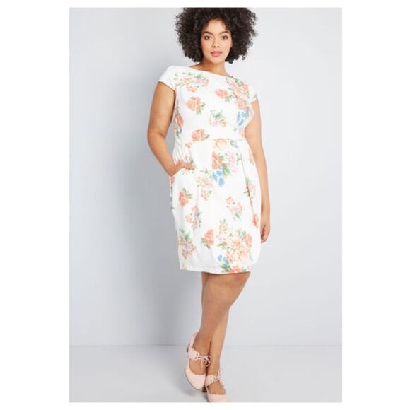 ModCloth White Floral Elegant Reflections Dress Sz.S NWT - Picture 1 of 8